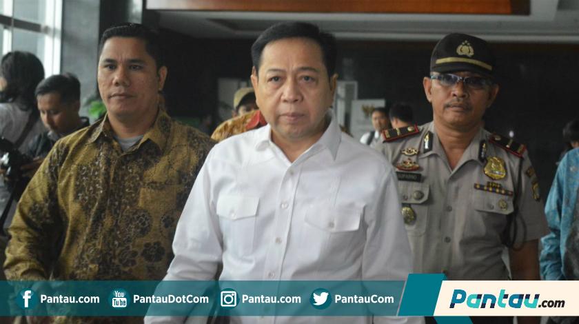 Gara-gara Hal Ini, Setnov Tak Mau (Lagi) Pakai Batik di Sidang e-KTP