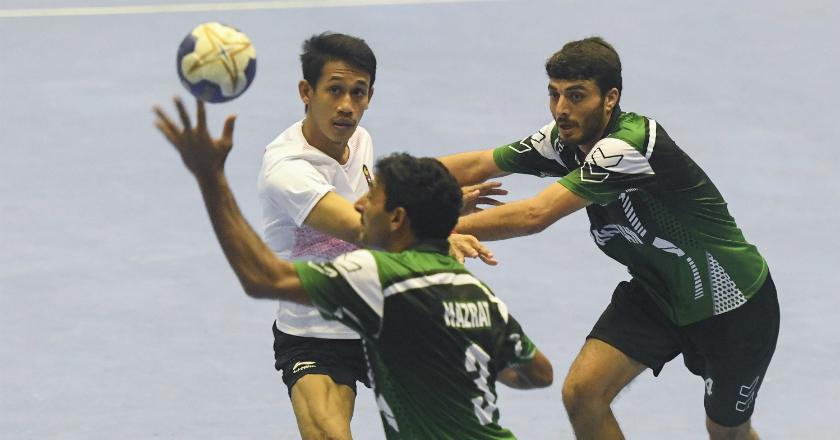 Tim Bola Tangan Putra Indonesia Takluk dari Pakistan dengan Skor Tipis 23-28