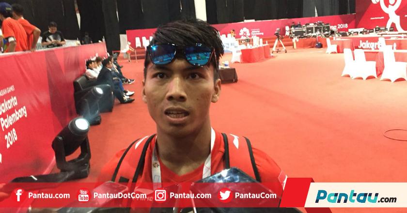 Lifter Deni Torehkan Angka Terbaik dan Memimpin Sementara Grup B