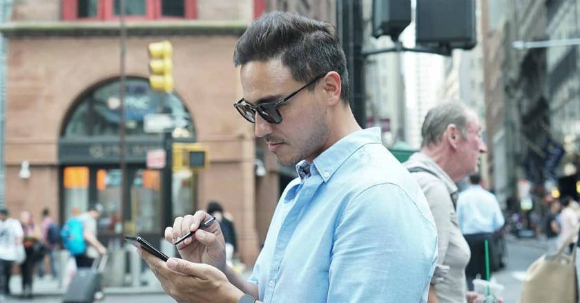 Sebagai Arsitek, Hamish Daud Tak Bisa Lepas dari Smartphone