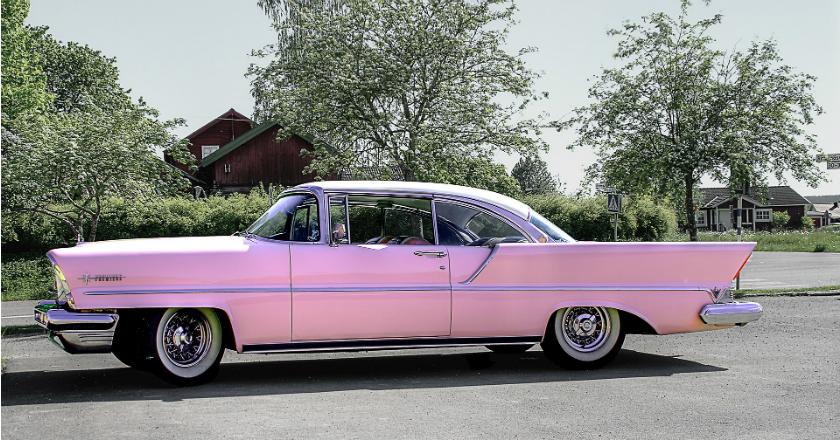 Cadillac Merah Jambu Dipersiapkan untuk Misa Aretha Franklin