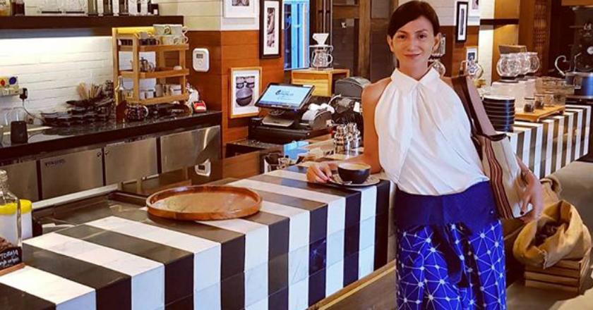 Jleb Banget! Wanda Hamidah 'Tampar' Ahmad Dhani