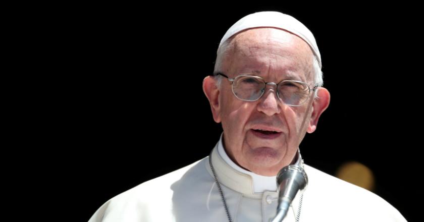 Eks Pejabat Vatikan Desak Paus Fransiskus Mundur
