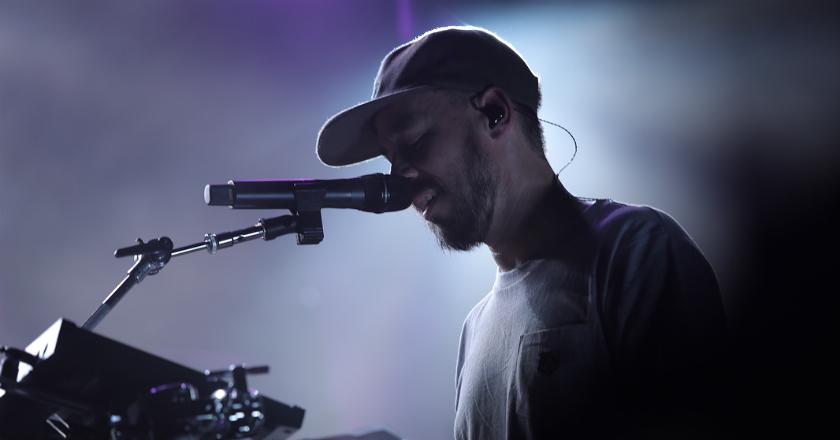 Kematian Chester Bennington Sempat Membuat Mike Shinoda Berpikir Berhenti Bermusik