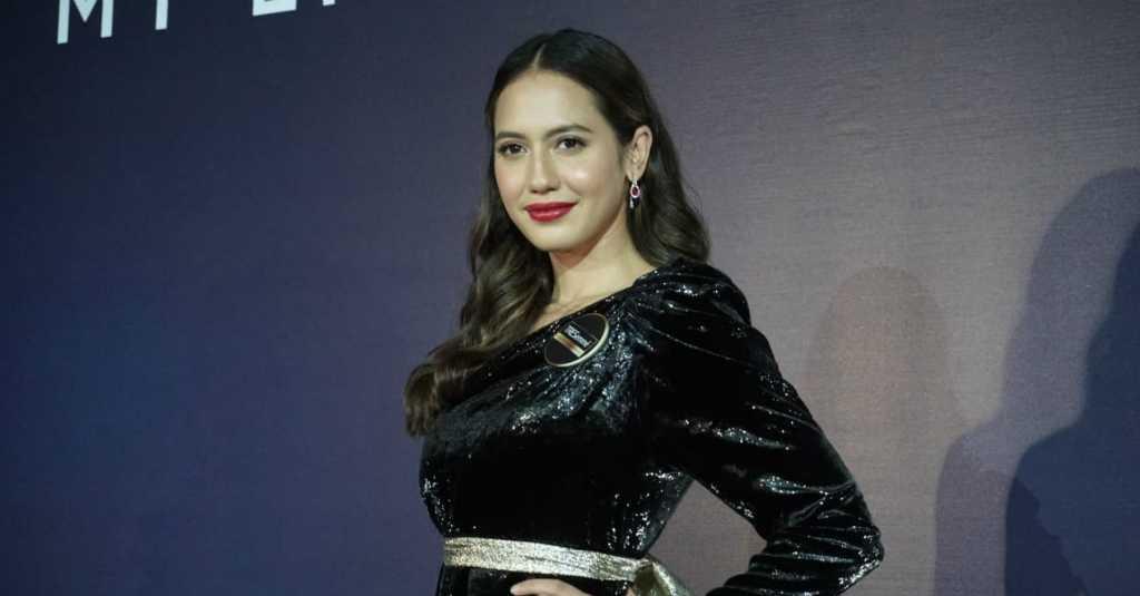 Bantah Pacaran dengan Ariel, Pevita Pearce Tegaskan Sedang Jomblo