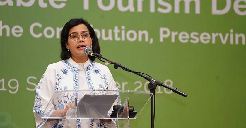 Sri Mulyani Buka-bukaan Anggaran Kebijakan Populis di Era Jokowi