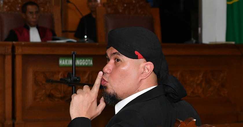 Begini Penampakan Tulisan Tangan Ahmad Dhani untuk Menhan