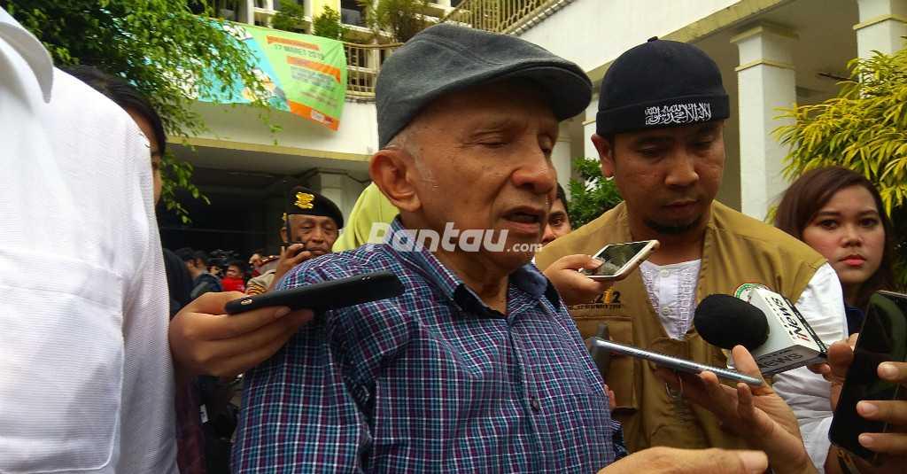 Gagal Temui Komisioner KPU, Amien Rais Tinggalkan Massa FUI
