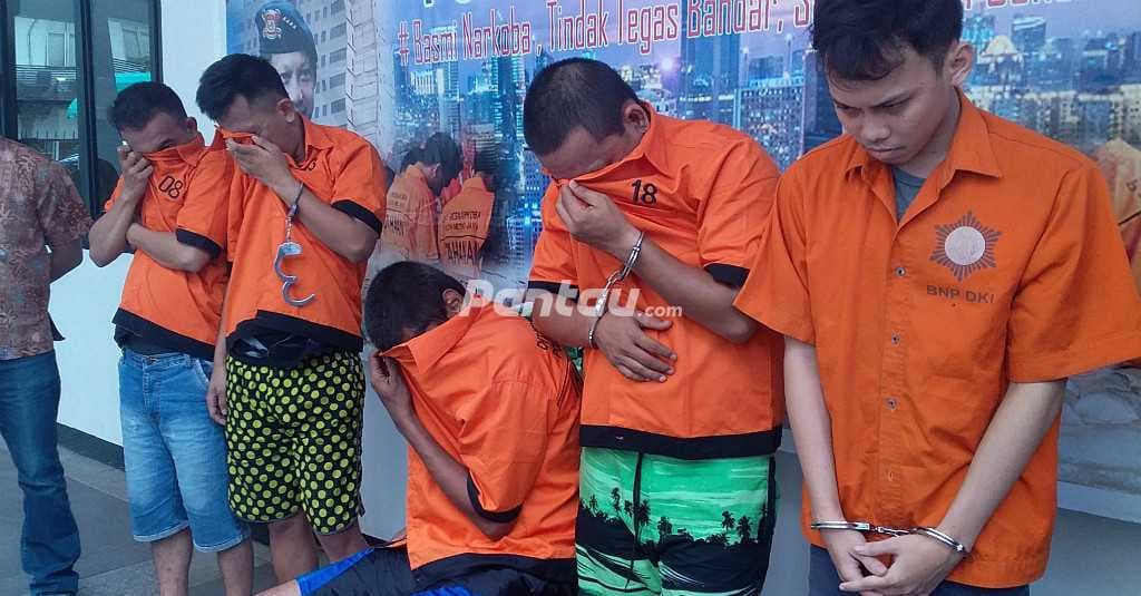 Ringkus Jaringan Pengedar Narkoba, 10 Kg Sabu Turut Disita