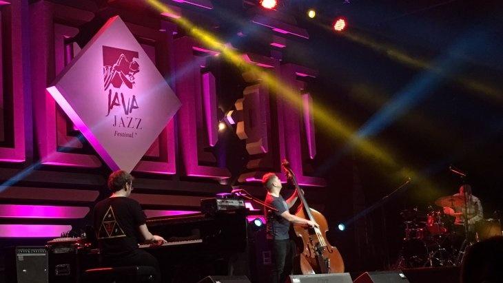 Tampil di Java Jazz, GoGo Penguin Berbicara Lewat Musik