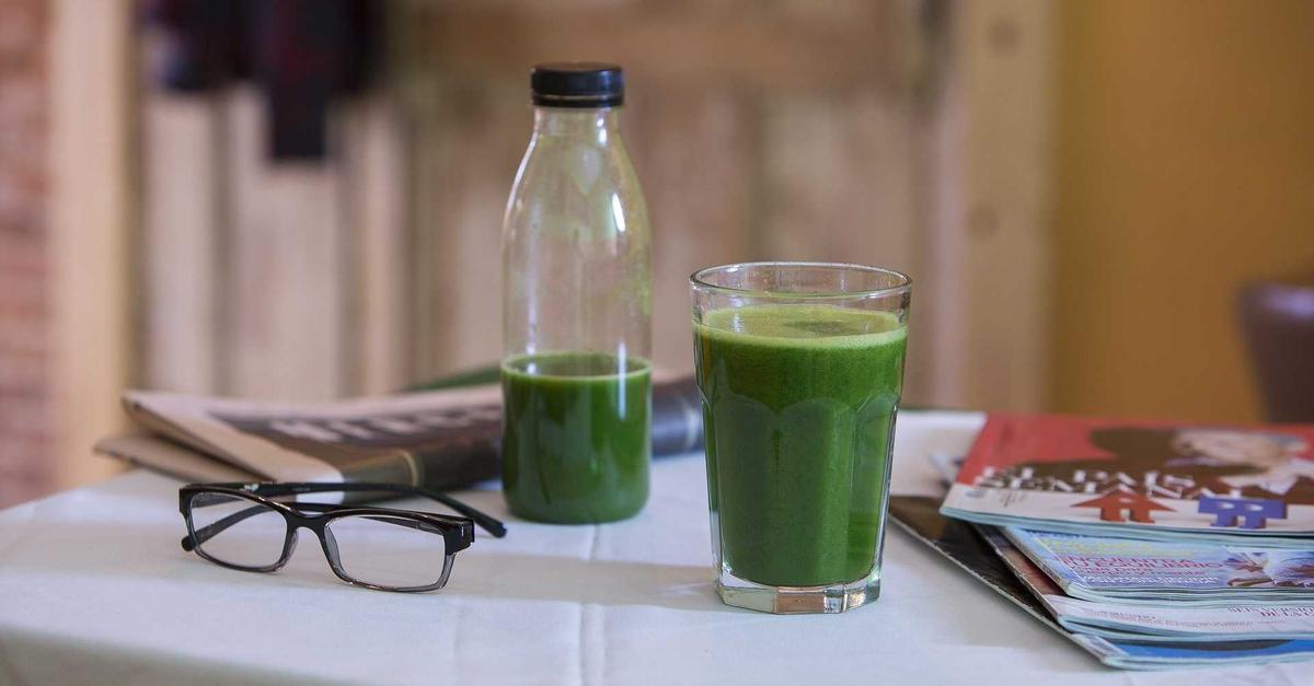 Jika Ingin Sehat, Minum Jus Kubis Campur Lemon Tiap Pagi