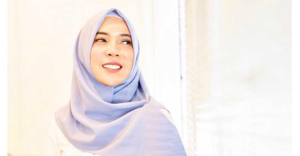 Awal Berhijab, Fitri Tropica Alami Kerontokan Hingga 4000 Helai Rambut