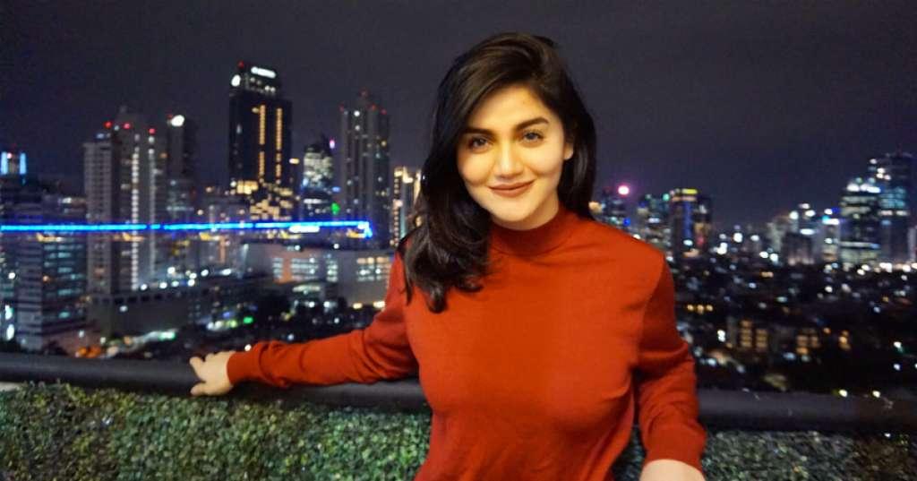 Putus, Hilda Vitria Hapus Semua Fotonya Bersama Billy Syahputra