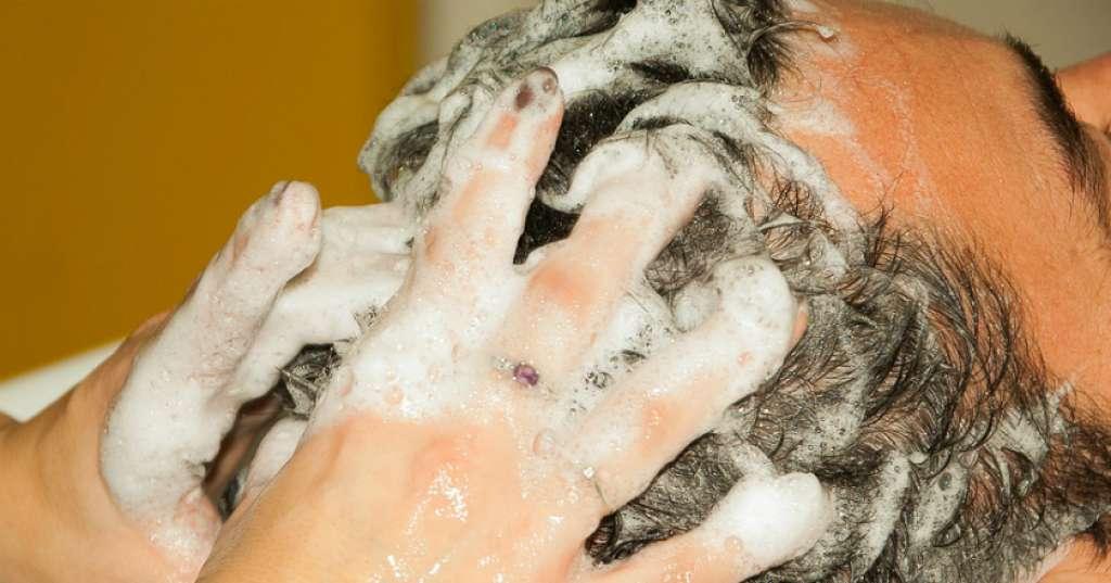 Keramas Setiap Hari Malah Jadi Bumerang, Kok Bisa?