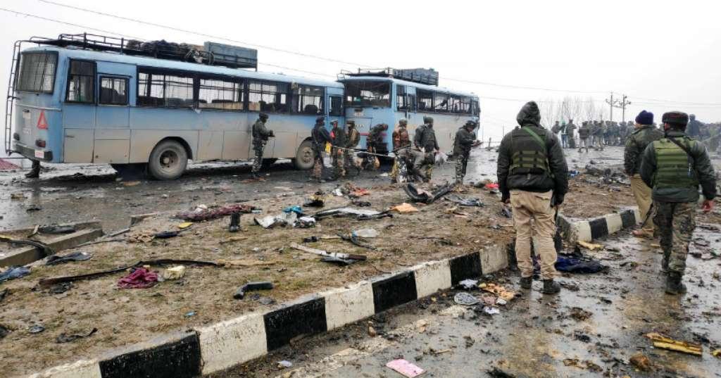 Ledakan Granat di Sebuah Halte di India Lukai Belasan Orang