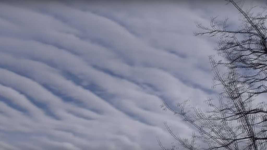 Penampakan Awan Aneh dan Suara Pekik di Slovakia Ini Bikin Bergidik