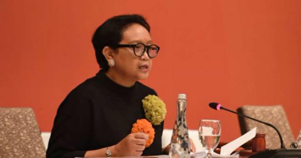 Pemerintah Utus Menlu Retno Sambangi Kamp Penampungan Warga Palestina