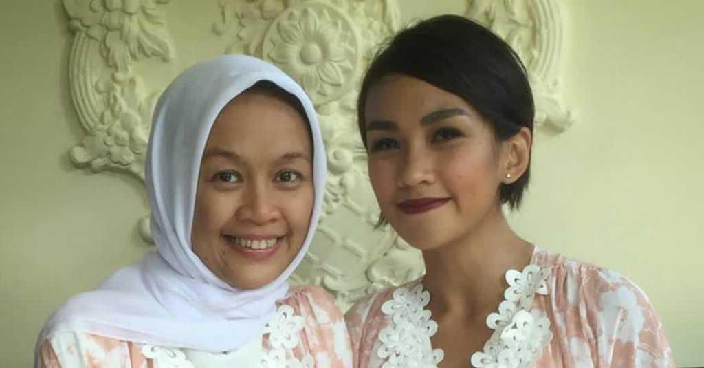 Curhatan Melanie Putria Ditinggal Kakak Pertamanya karena Kanker Rahim