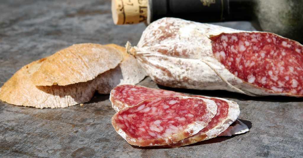 4 Makanan Ini Masih Layak Dikonsumsi Meski Sudah Berjamur