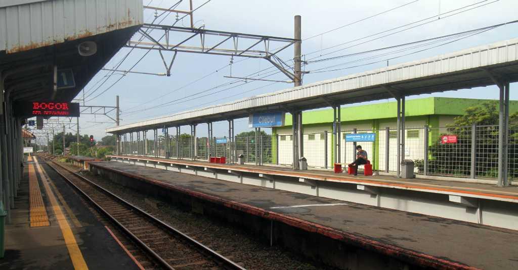 Proses Perbaikan, KRL Jakarta-Bogor Sementara Gunakan Satu Jalur