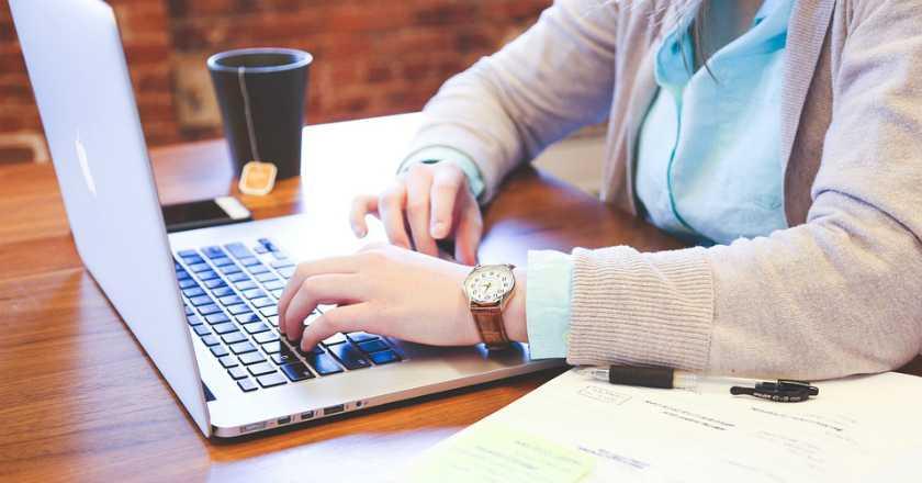 Indonesia Butuh 17 Juta Pekerja Ekonomi Digital, Ada yang Tertarik?