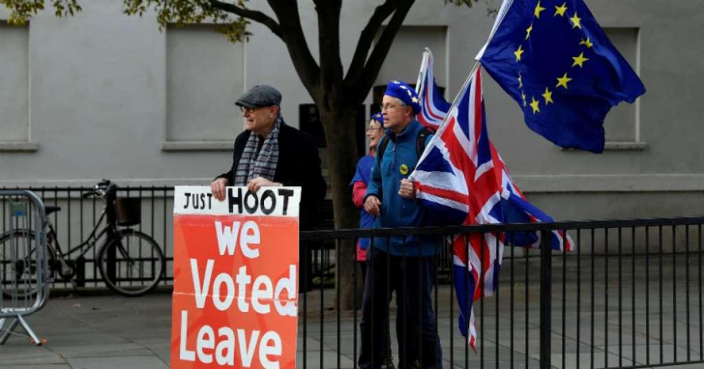 Parlemen Inggris Tinggalkan Theresa May Soal Kesepakatan Brexit