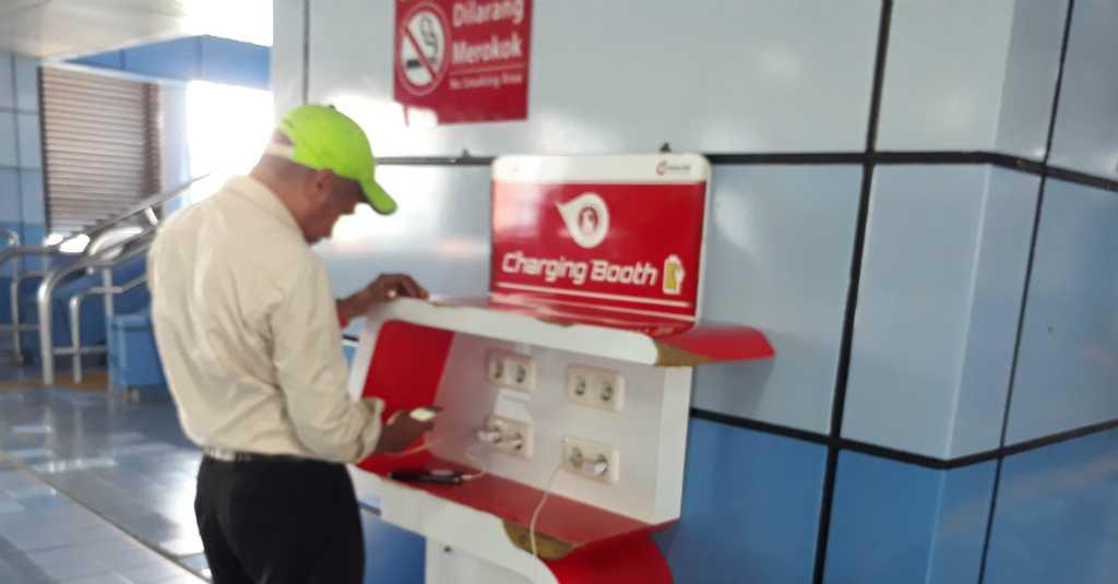 Cerita Persaingan Sewa Power Bank dengan Fasilitas Gratis Stasiun