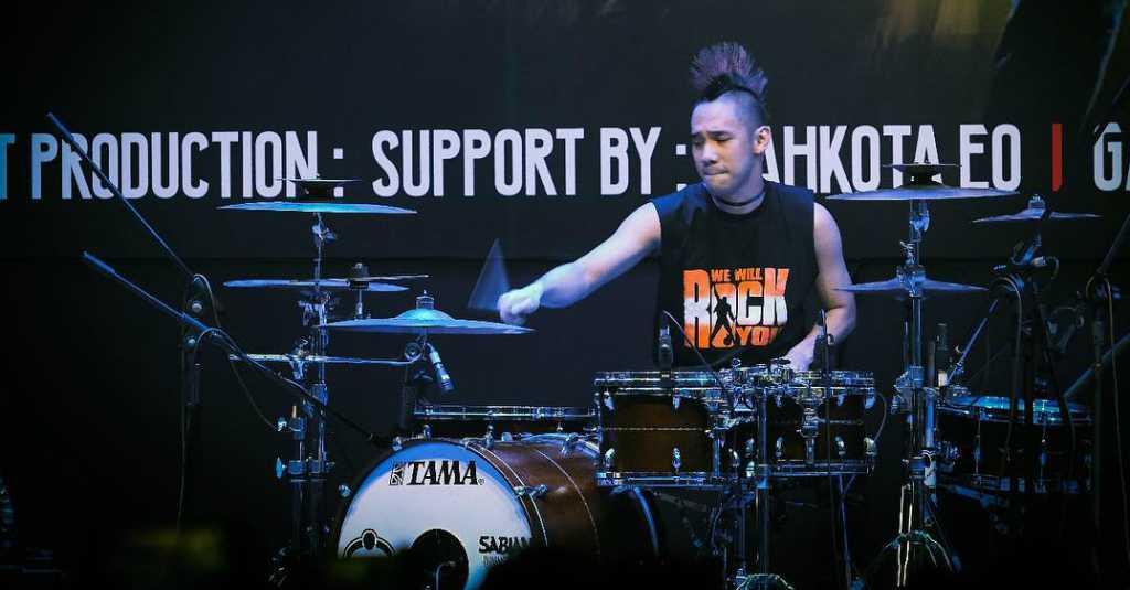 Drummer T.R.I.A.D Jadi Juri dalam Lomba Menabuh Drum Secara 'Online'