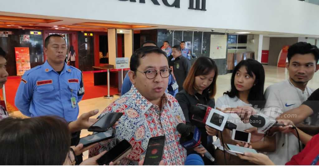 Ada Uang di Kemenag, Fadli Zon: Kalau di Luar Negeri Menterinya Mundur