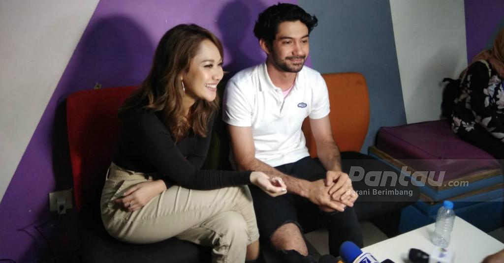Kisah di Balik Kesuksesan Reza Rahadian dan Bunga Citra Lestari