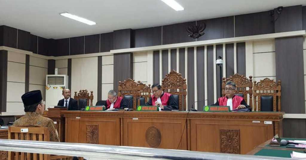 Taufik Kurniawan Didakwa Terima Suap Rp4,8 Miliar dari 2 Bupati