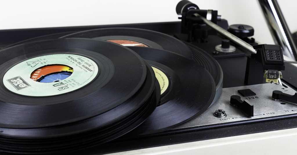 Meski Mulai Ditinggalkan, Piringan Hitam Punya Fans Fanatik