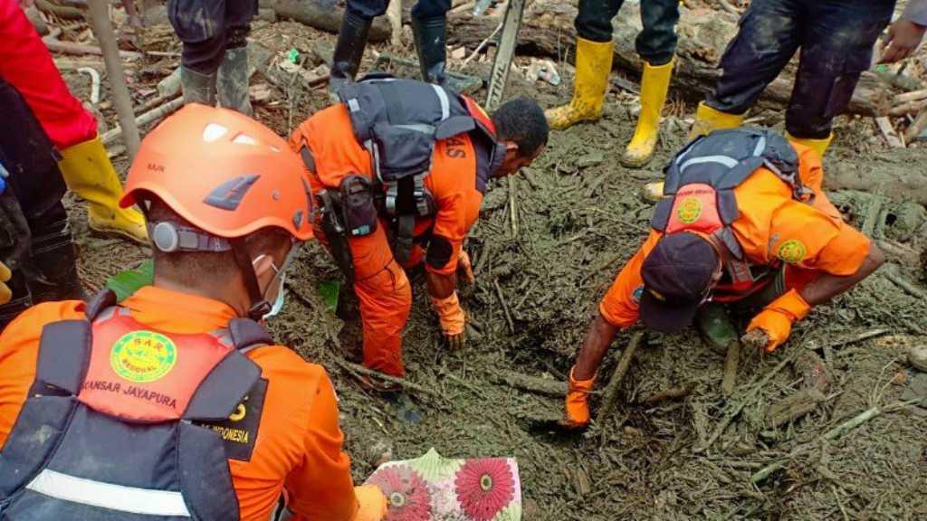 Tim SAR Kembali Temukan Jenazah Korban Banjir Sentani, Total 103 Tewas