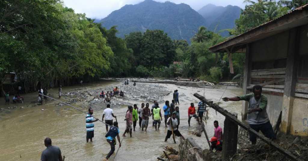 Kapolda Papua Akui Ada Posko Pengungsi Siluman Pasca Banjir Sentani