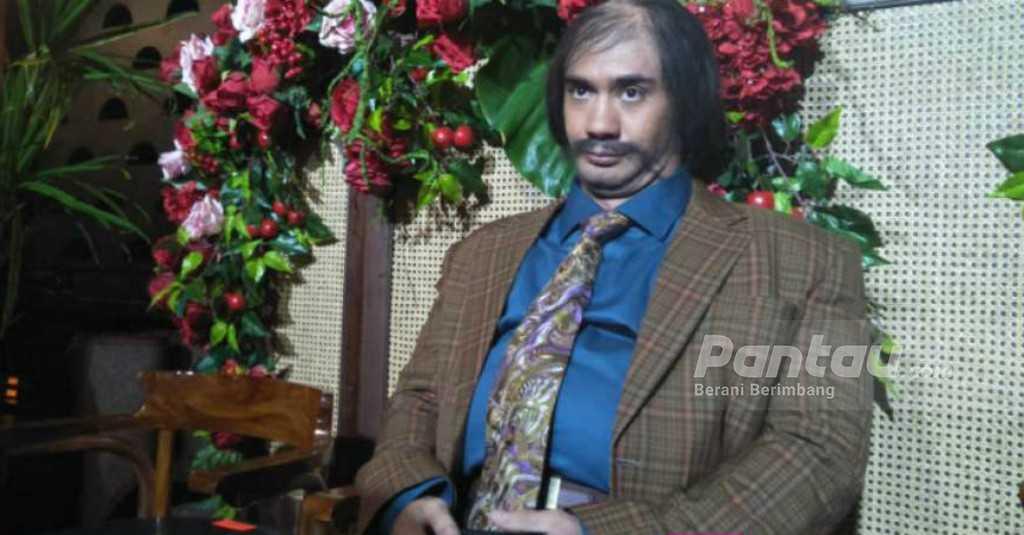 'Tempe Bener Sih!' Celetukan Bossman yang Berusaha Reza Rahadian Ingat