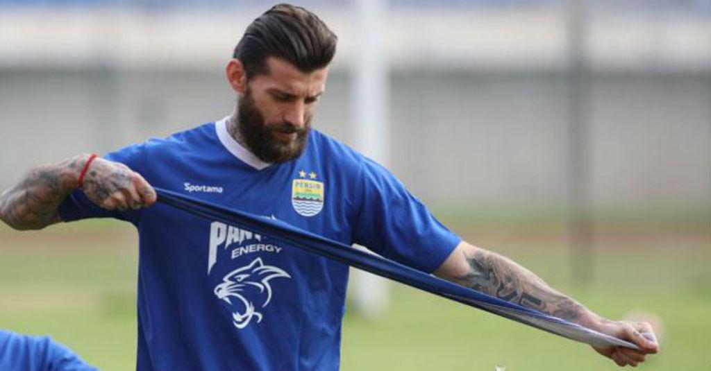 Malisic Sambut Hangat Kehadiran Fabiano di Persib