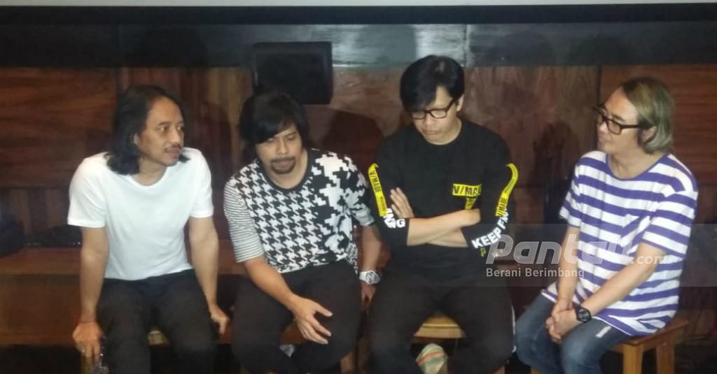Terlihat Adem Ayem, Gigi Rasakan Berbagai Polemik 25 Tahun Bersama