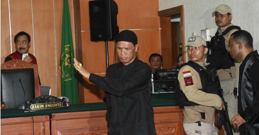 Hercules Divonis 8 Bulan Penjara