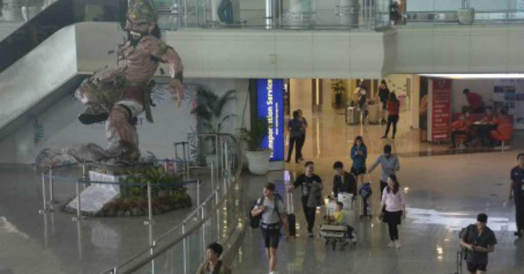 Bongkar Data, Kementerian Pariwisata Langsung Sentil Maskapai Nasional