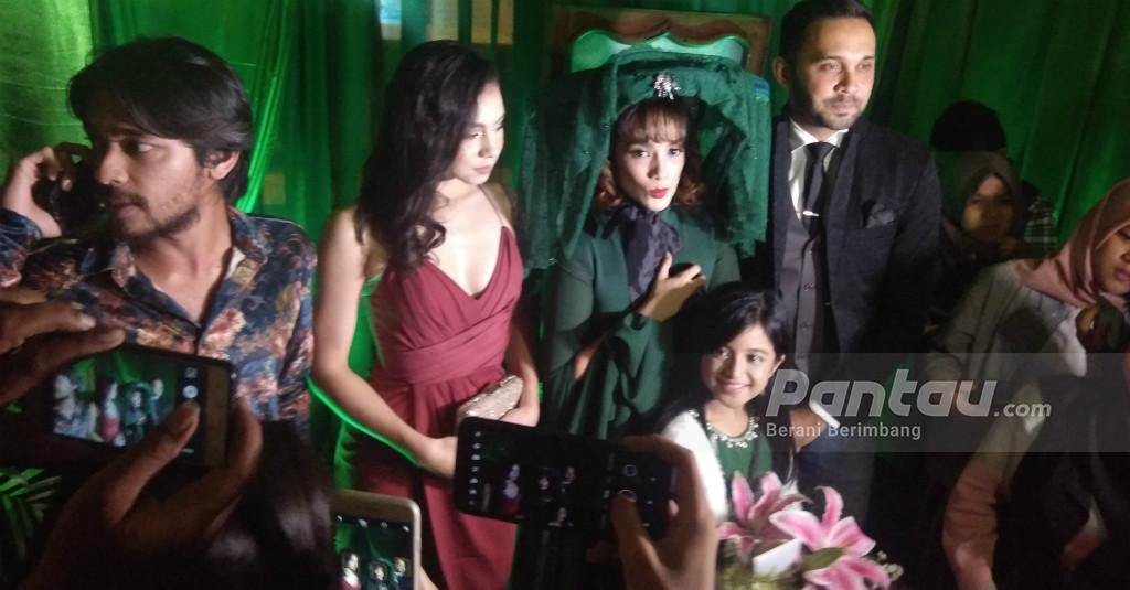 Ussy Sulistiawaty Tak Kapok Akting Kesurupan