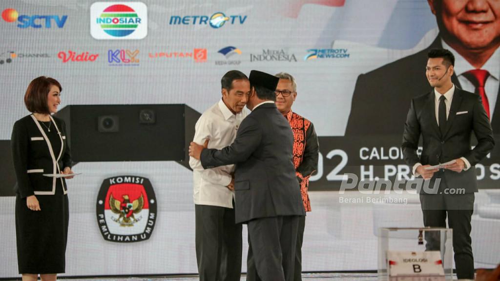 Soal Gaya Busana di Debat Capres, Jokowi Kekinian, Prabowo Old School