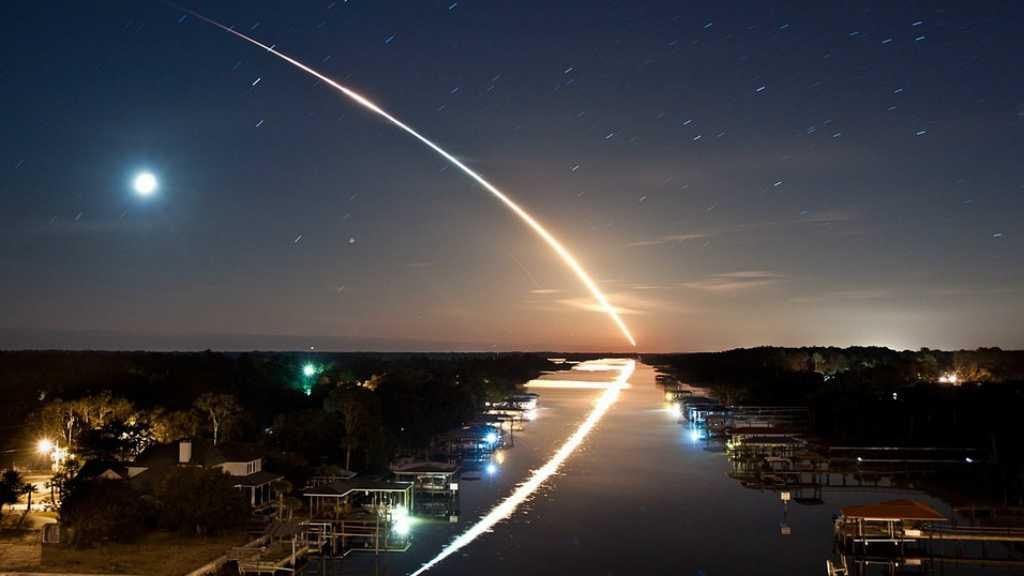 Florida Dihantam Sebuah Meteor Hijau, Begini Penampakannya
