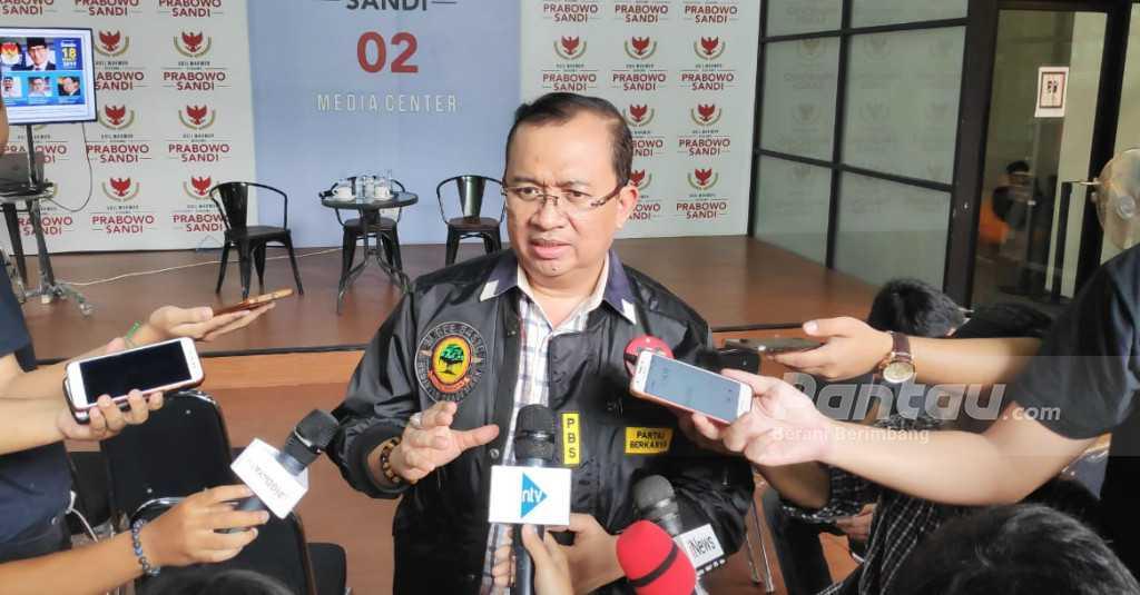 Yusril Bongkar Isi Chat dengan Rizieq, BPN Malah Santai