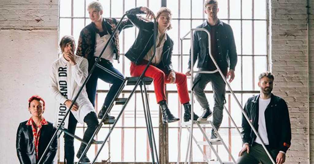 Energik! The Chainsmokers dan 5SOS Kolaborasi di 'Who Do You Love'