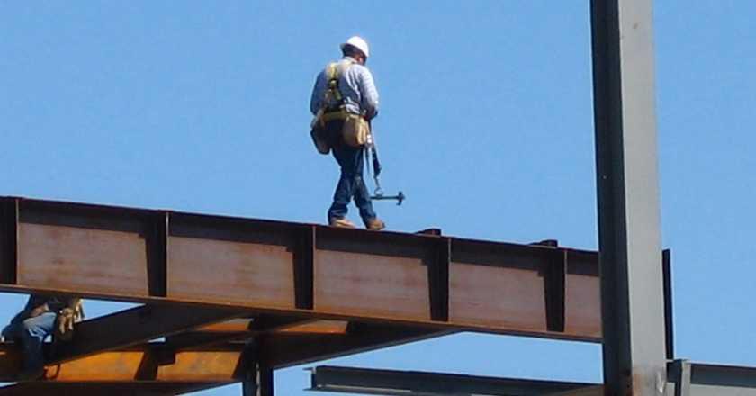 Sempat Loyo Setahun Lebih, Angka Pekerjaan di AS Mulai Meningkat