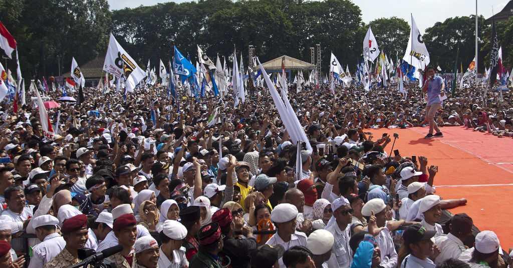 Begini Cara Sandiaga Uno Hibur Massa Kampanye di Tangerang