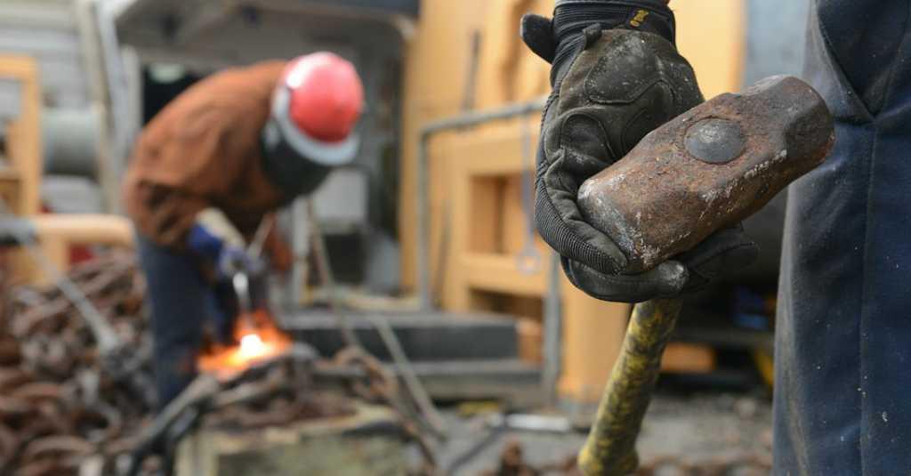 Upah Nominal Buruh Petani dan Bangunan Naik, Riilnya Justru Turun