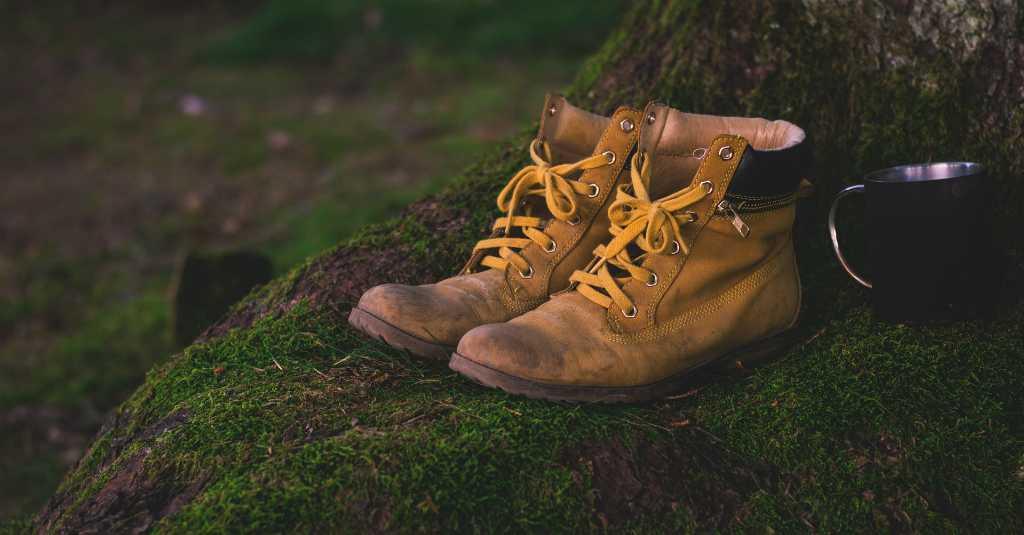 Kenali Tanda-Tanda Sepatu Kesayangan Sudah Saatnya Diganti