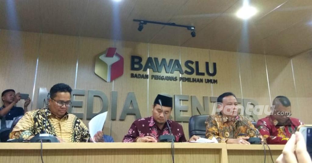Bawaslu Temukan 25 Kasus Politik Uang Selama Masa Tenang