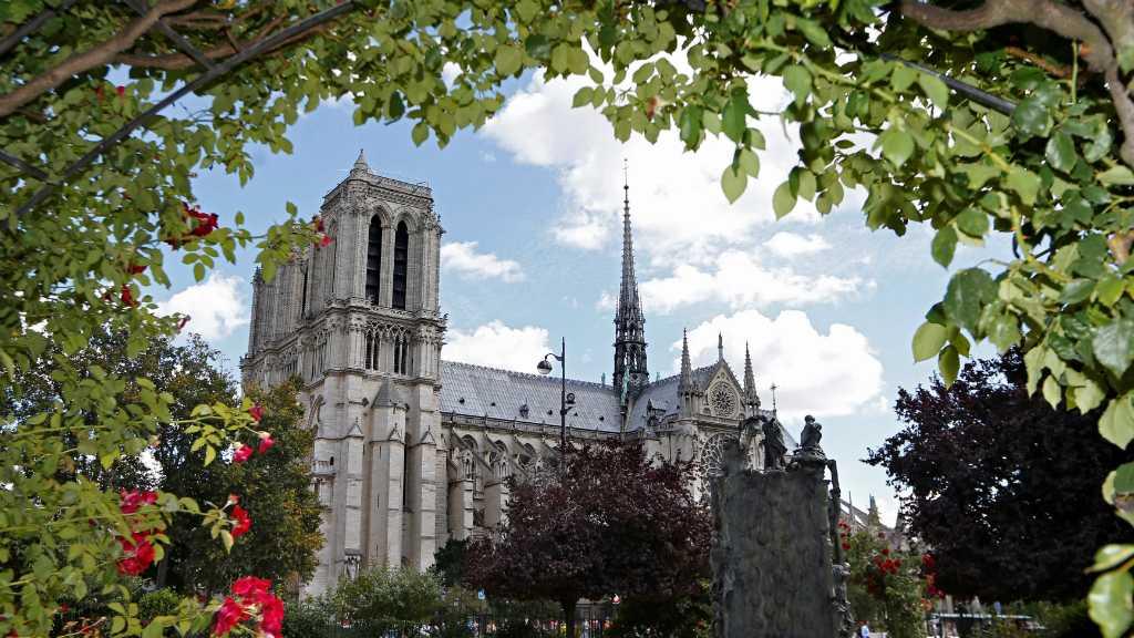 5 Fakta Katedral Notre-Dame yang Terbakar di Paris